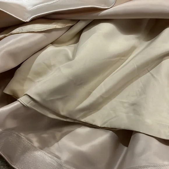 HOMECOMING 2024!!! Satin Dress with Pockets - Picture 4 of 8